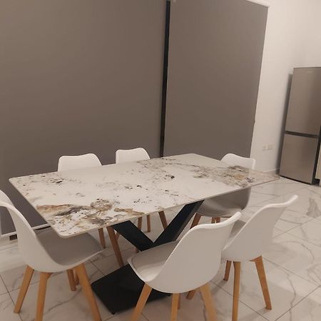 Central Apartment In Swieqi Is-Swieqi Экстерьер фото