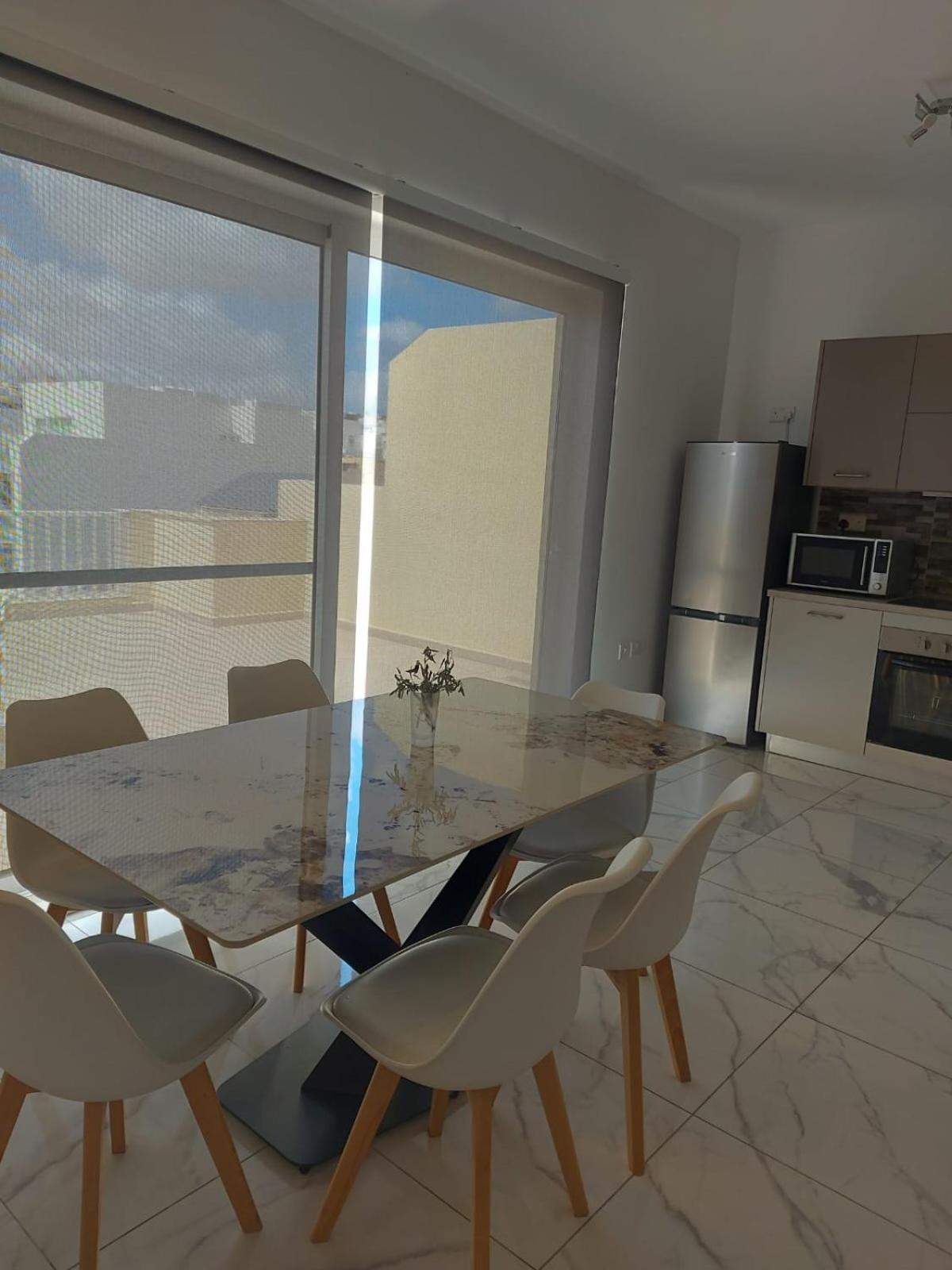 Central Apartment In Swieqi Is-Swieqi Экстерьер фото